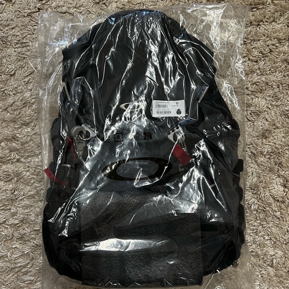Oakley Men's Kitchen Sink Backpack Black One Size